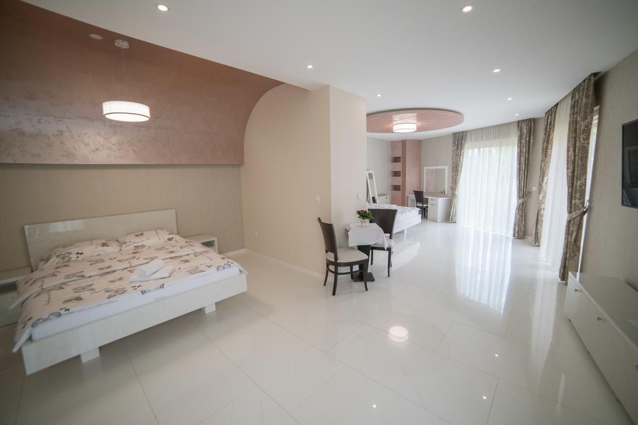 Hotel Urban Buzim Εξωτερικό φωτογραφία