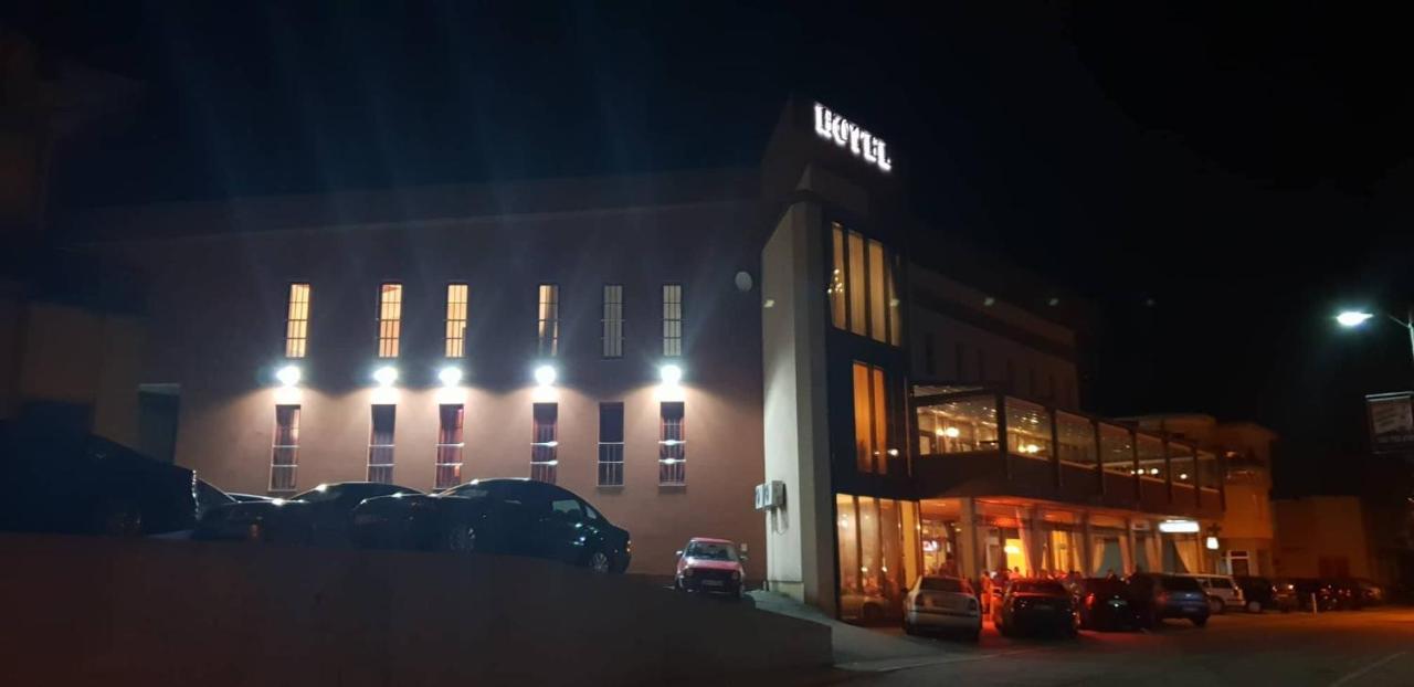 Hotel Urban Buzim Εξωτερικό φωτογραφία
